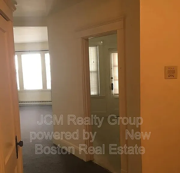 203 Lewis St #2 — Photo 2