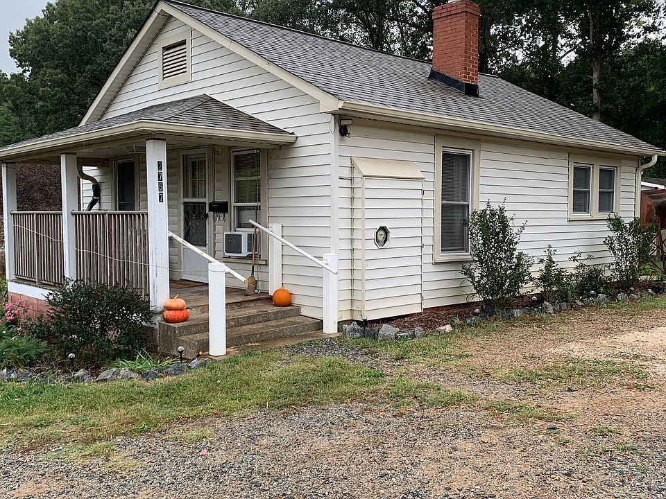 1st image of 2757 Charlotte Hwy