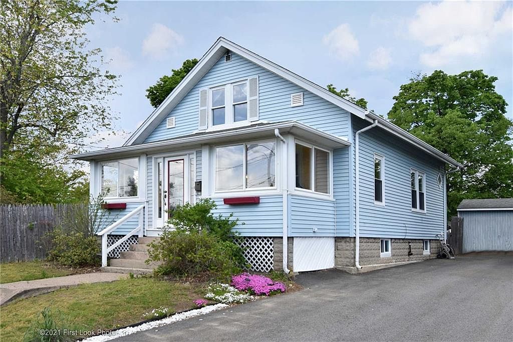 199 Madison St, Warwick, RI 02888 Zillow