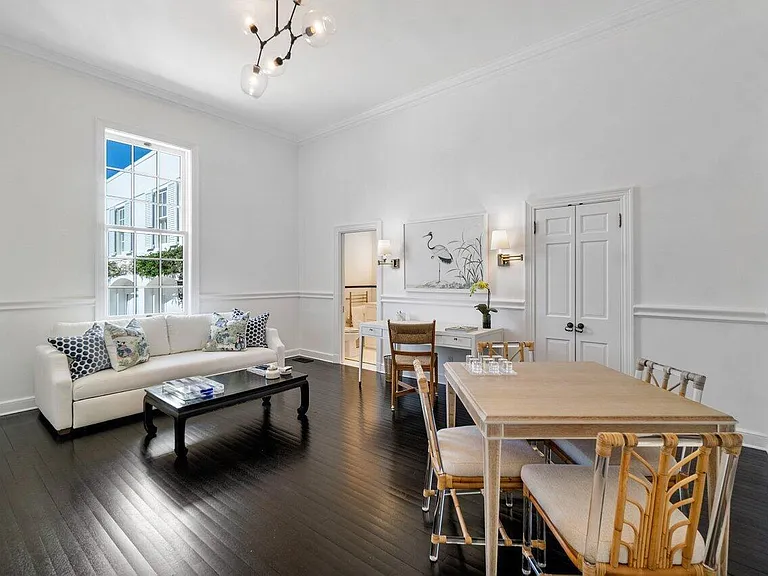 100 Regents Park Rd — Photo 18