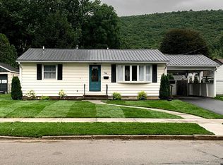 54 Wilson St, Corning, NY 14830