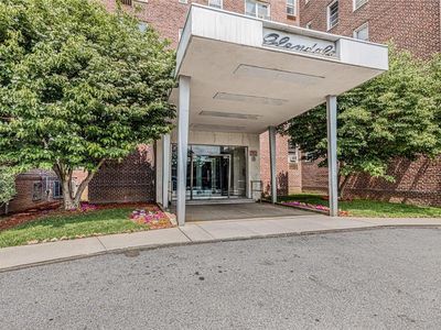 125 Bronx River Road #2B, Yonkers, NY, 10704