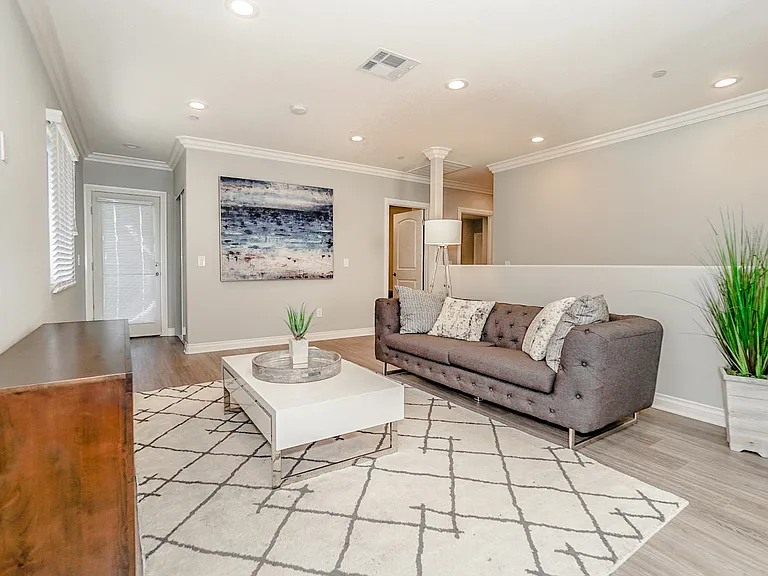 4508 Esmeralda St #1/2 — Photo 9