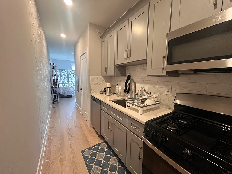 53 High St #401 — Photo 4