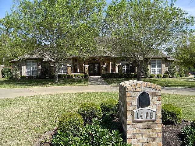 1st image of 1405 Boxwood Ct