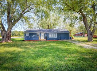 808 S Gravel Pit Rd, Decatur, IL 62522