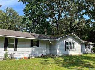 1956 Audubon Cir SW, Hartselle, AL 35640