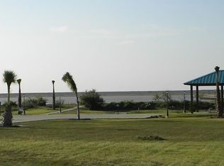 204 Duckhaven, Rockport, TX 78382