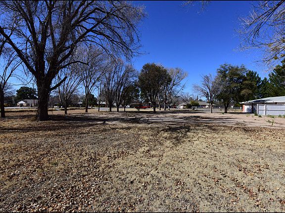 4th image of 5032 Montoya Dr