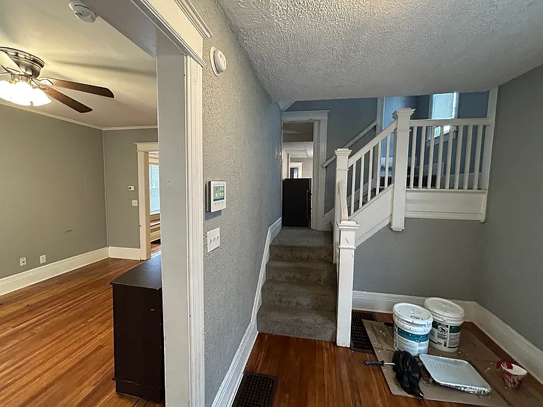 659 Seward St — Photo 4