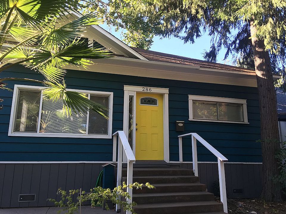 1st image of 286 E 1st Ave