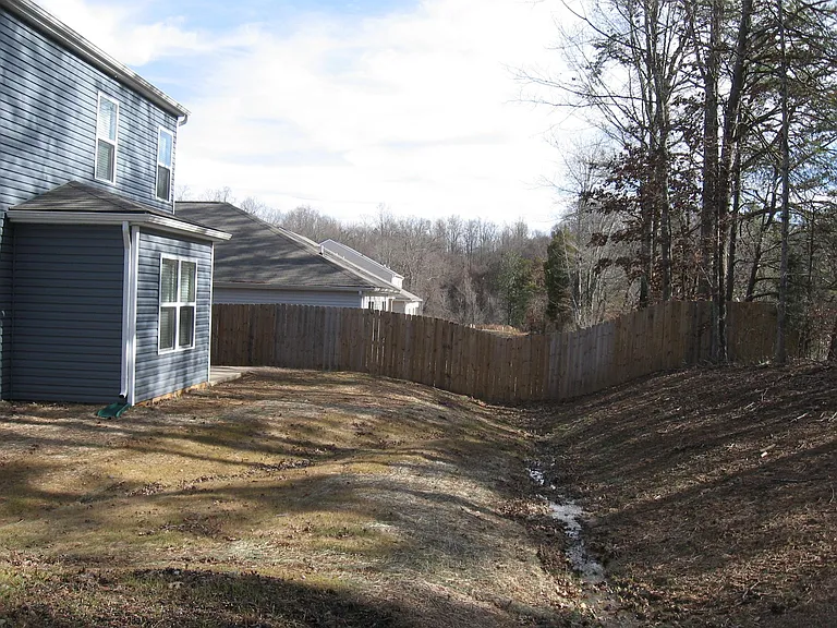 219 Venard Way — Photo 29