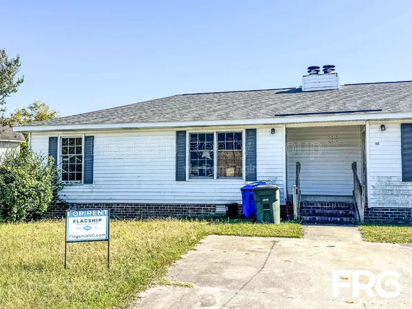 102 Bragg Cir #A, Greenville, NC 27834