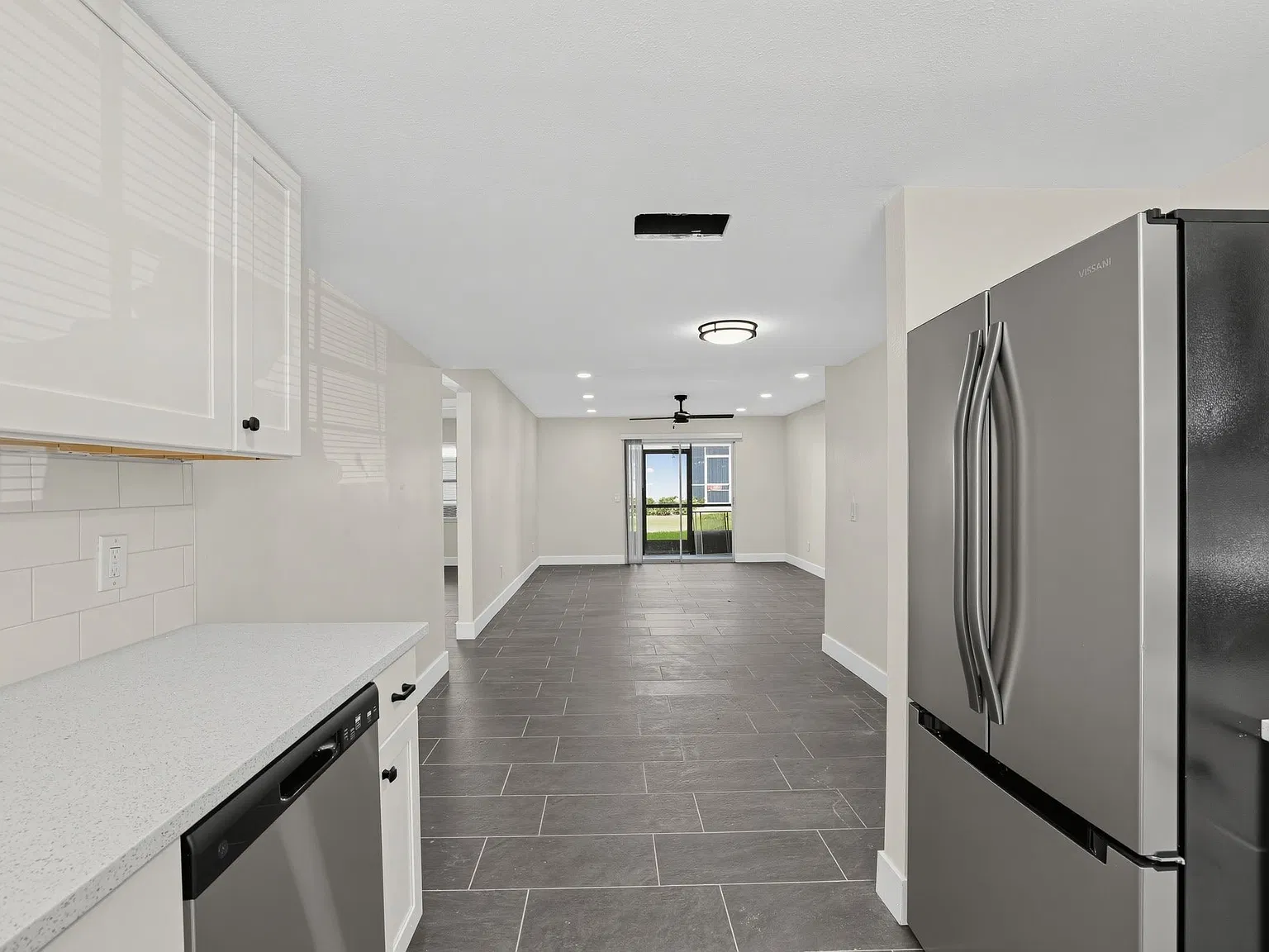 Fully remodeled, all-new appliances and water filtration system. — Photo 2