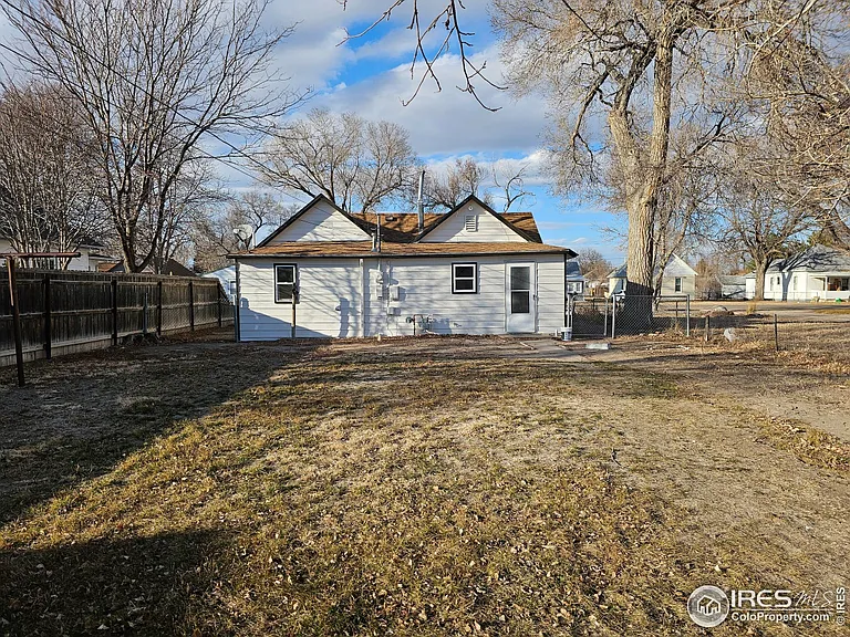 515 Hamilton St — Photo 15