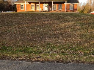 320 Rosedale Ln E, Dawson Springs, KY 42408