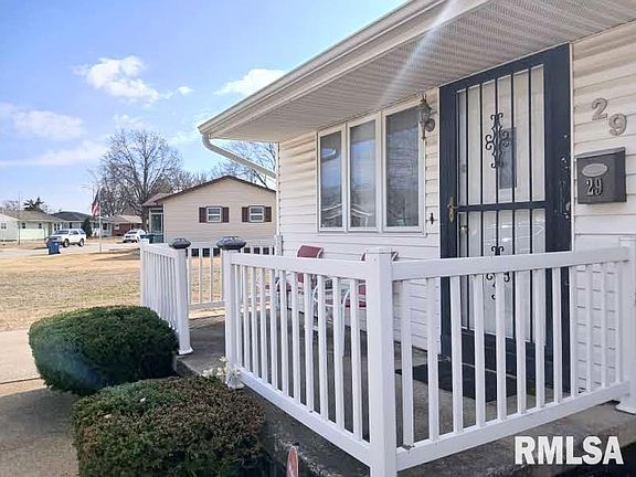 5th image of 29 Melody Ln