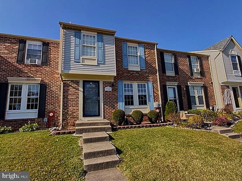 3747 Timahoe Cir