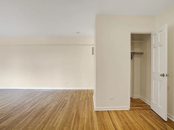 2nd image of 5532 Netherland Ave APT 4D