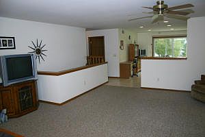 4th image of 1616 Morning Glory Dr