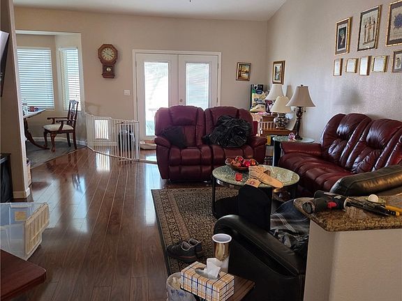 2nd image of 506 Melrose Heights St