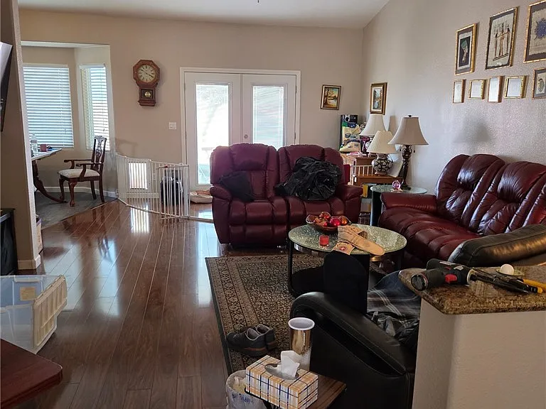 506 Melrose Heights St — Photo 2