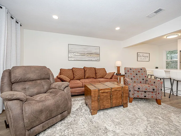 114 Ethel Cir #8 — Photo 9