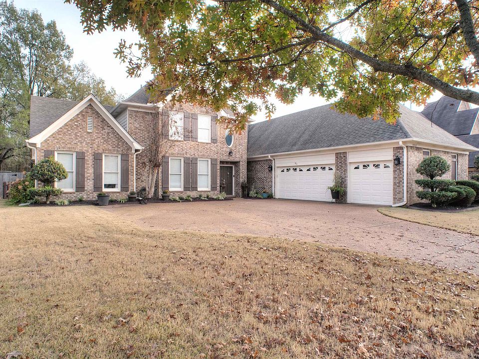 1st image of 4808 White Pass Dr