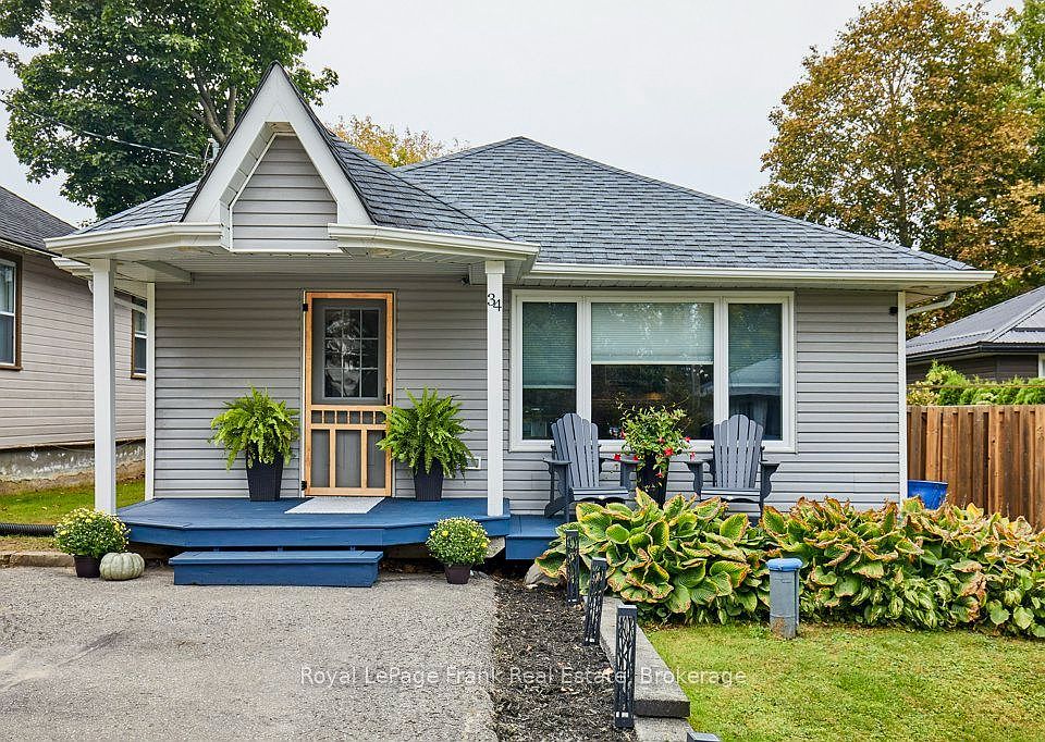 1st image of 34 Pleasant View Ave