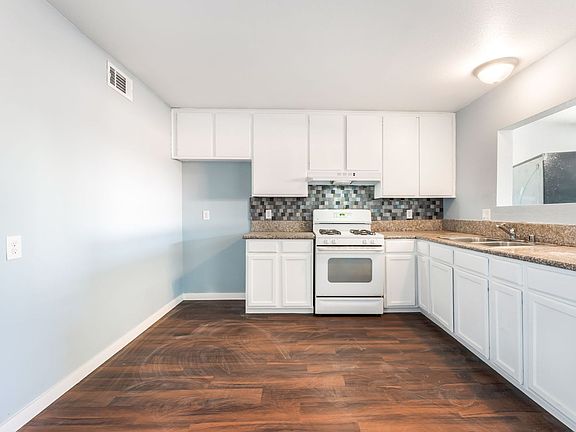 5th image of 1301 Wilborn St