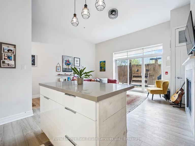 459 Kerr St #106 — Photo 5