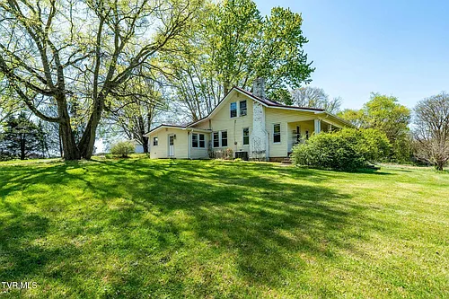 596 Leesburg Rd Photo 1
