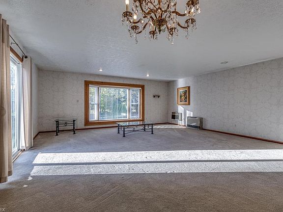 5th image of 5574 Meadow Wood Blvd