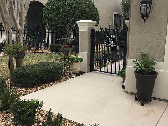 5th image of 720 Cobblestone Dr