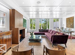 22 Central Park S, New York, NY 10019