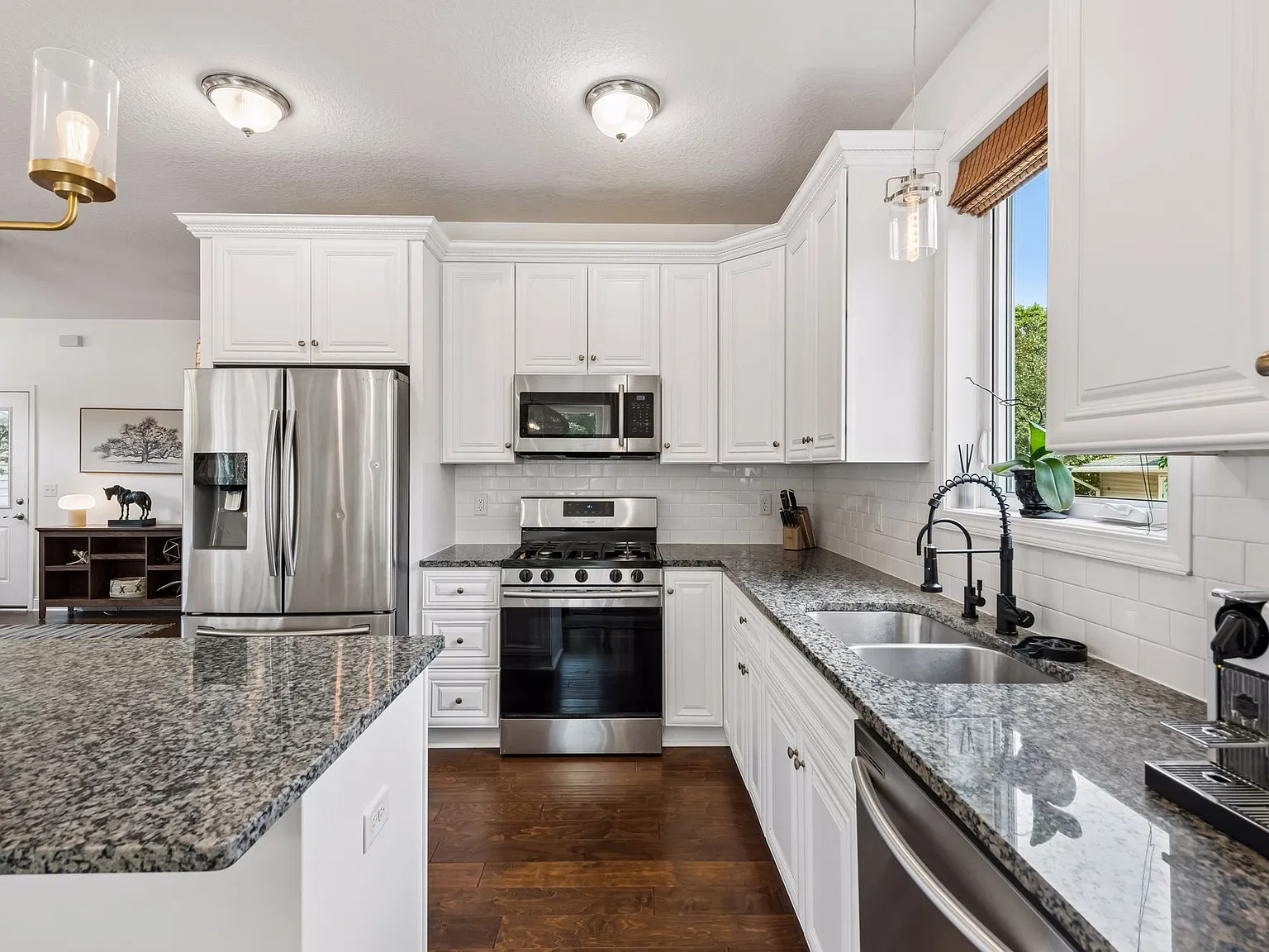 4 bed, 3225 sqft, $3,495 — Photo 1