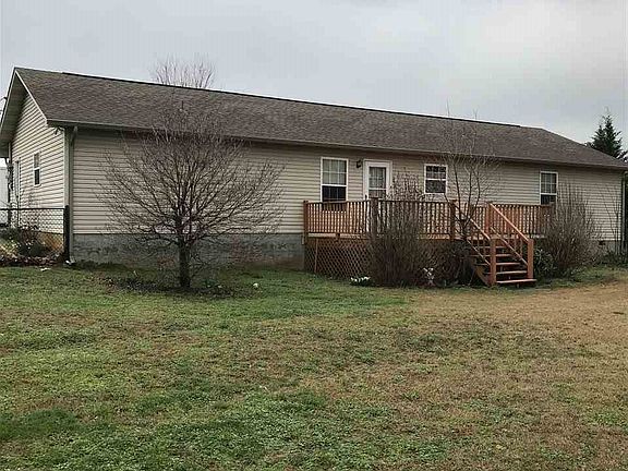 3rd image of 371 Saint Edward Dr