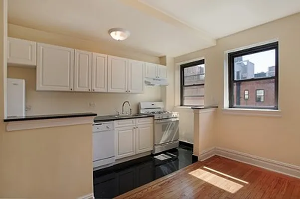 Sold by Citi Habitats | media 27