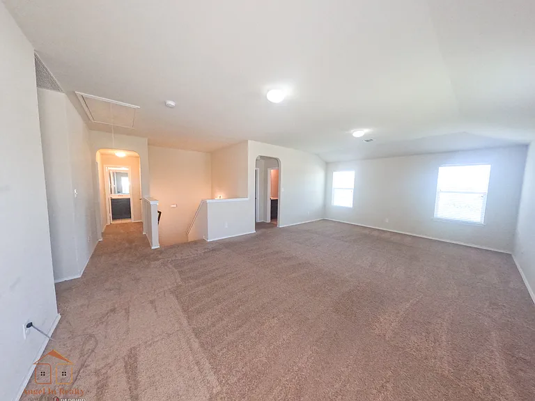 6915 Quantum Loop — Photo 7
