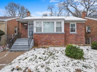 9123 S Dante Ave, Chicago, IL 60619