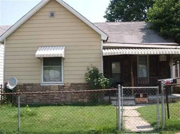 1209 Helm St, Henderson, KY 42420