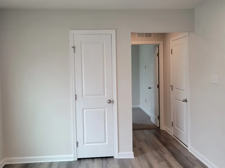 141 Catalpa Ct — Photo 5