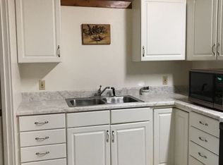 22 1/2 N Chestnut Ave APT 2, New Hampton, IA 50659