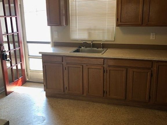 5th image of 3353 Dryer Ave #3351