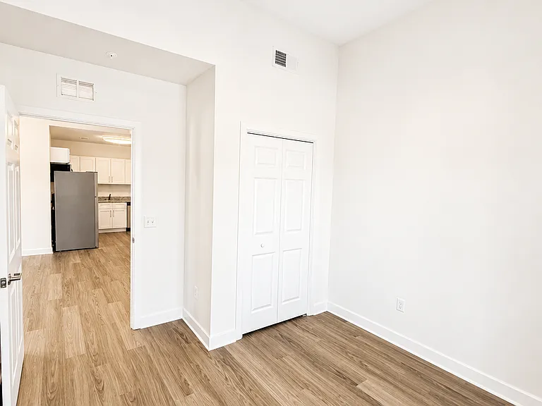 128 E Market St #104 — Photo 2