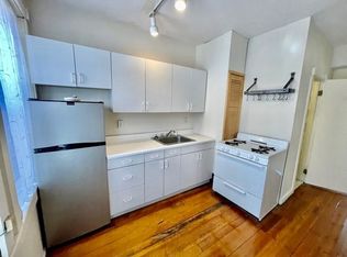 13 Charter St #303FF, Boston, MA 02113