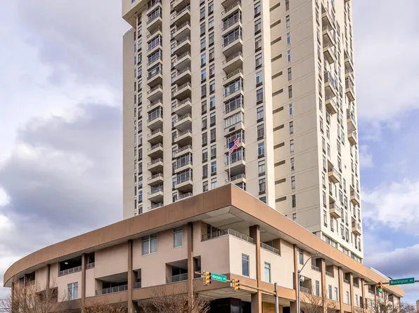 28 Allegheny Ave APT 1810, Towson, MD 21204