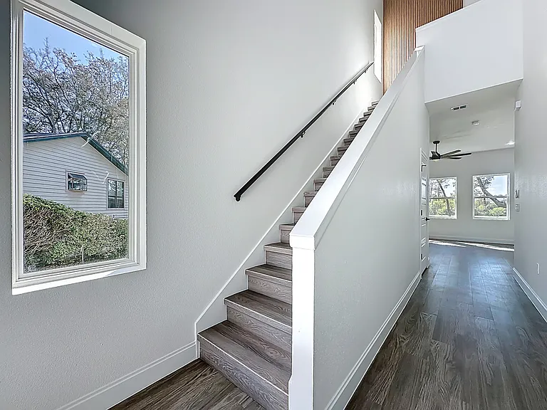2121 Broad Water Dr — Photo 12