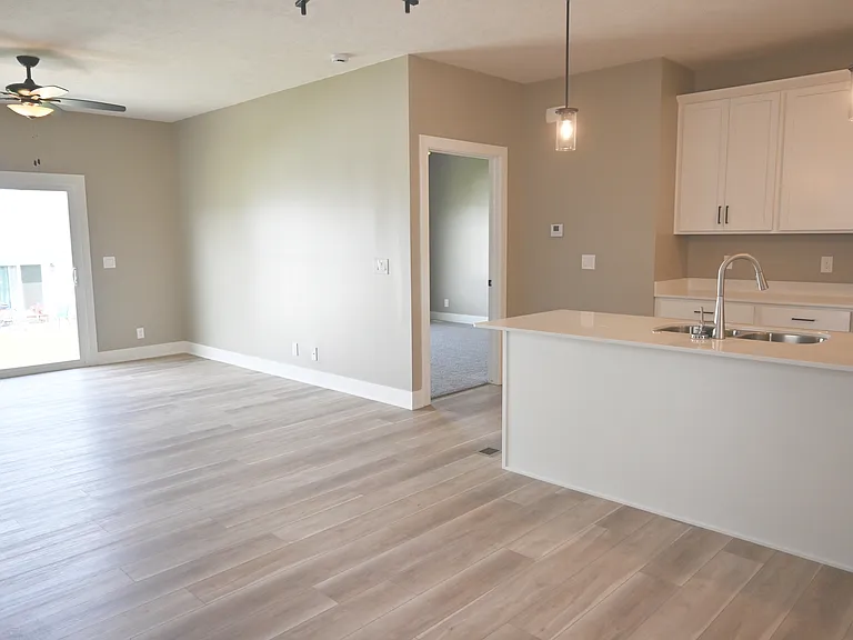 8204 S 177th St — Photo 17