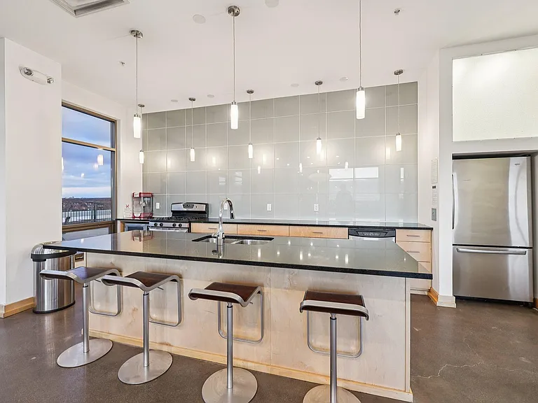2929 Chicago Ave #1105 — Photo 41